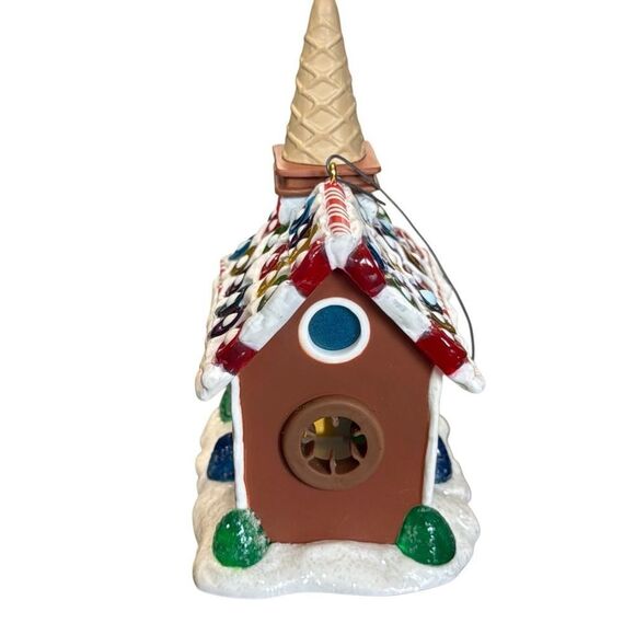 Hallmark Keepsake gingerbread Community Church Ornament 2009 - Picture 5 of 9